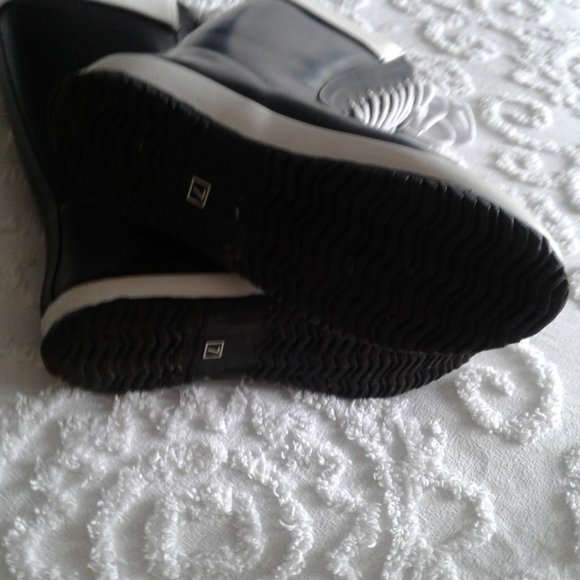 Unique  raining boots size 7 new  fashion for 2025  this season - Picture 3 of 5